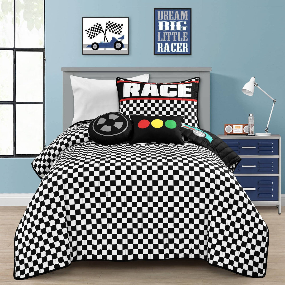 Racing Cars Quilt Black Multi 4pc Set Twin N2367
