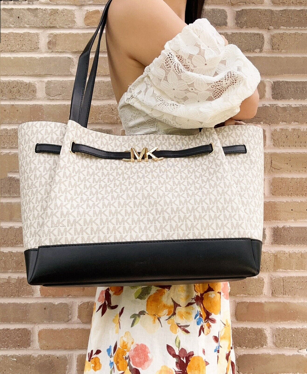 Vanilla Tote V28575
