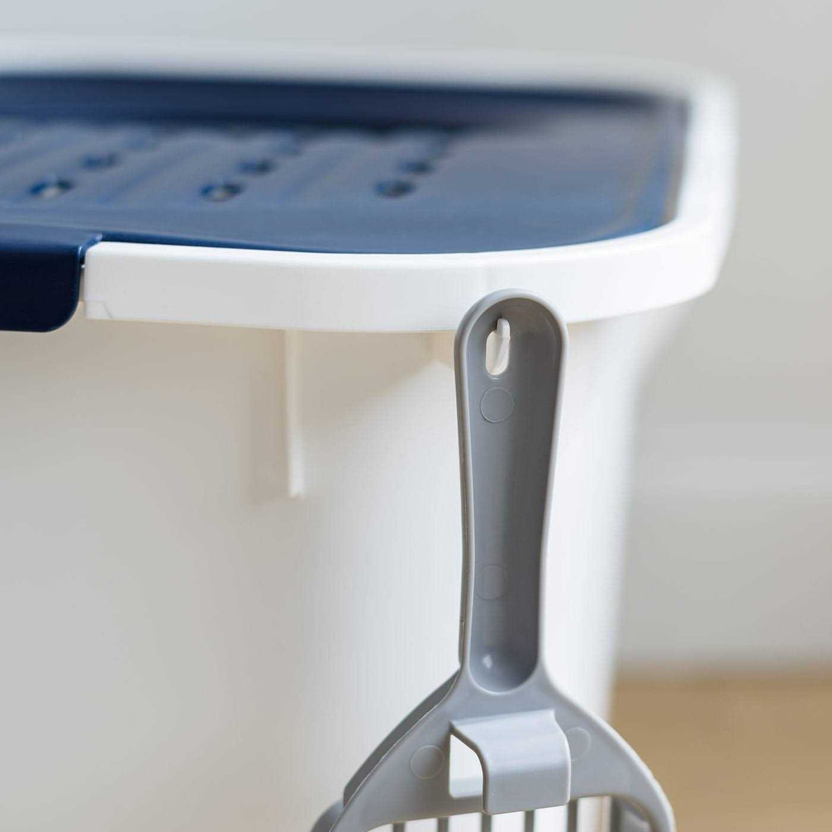 Top Entry Cat Litter Box S731588