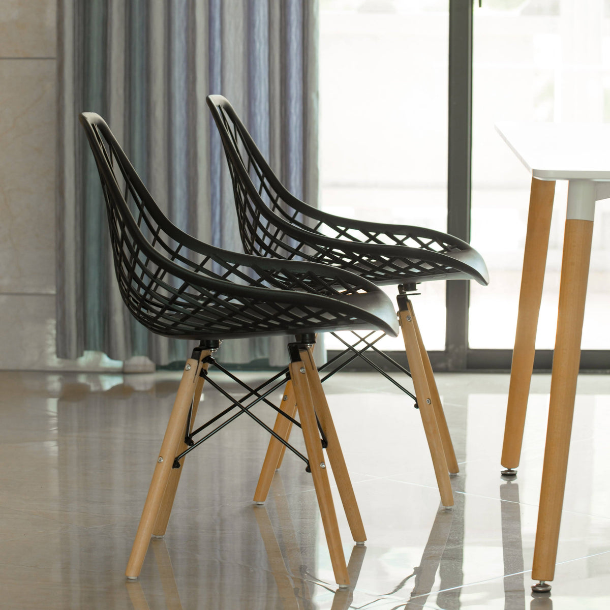Black Set of 4 Plastic Dining Chair V169