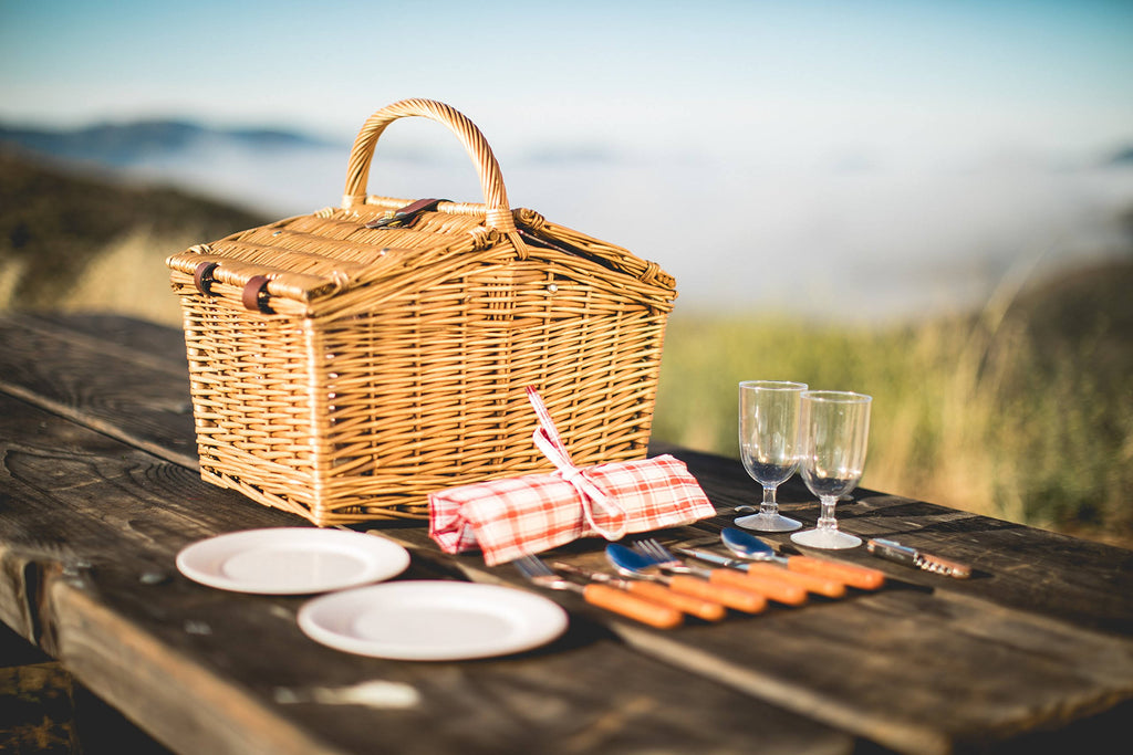 Red/White Plaid Willow Basket U4173