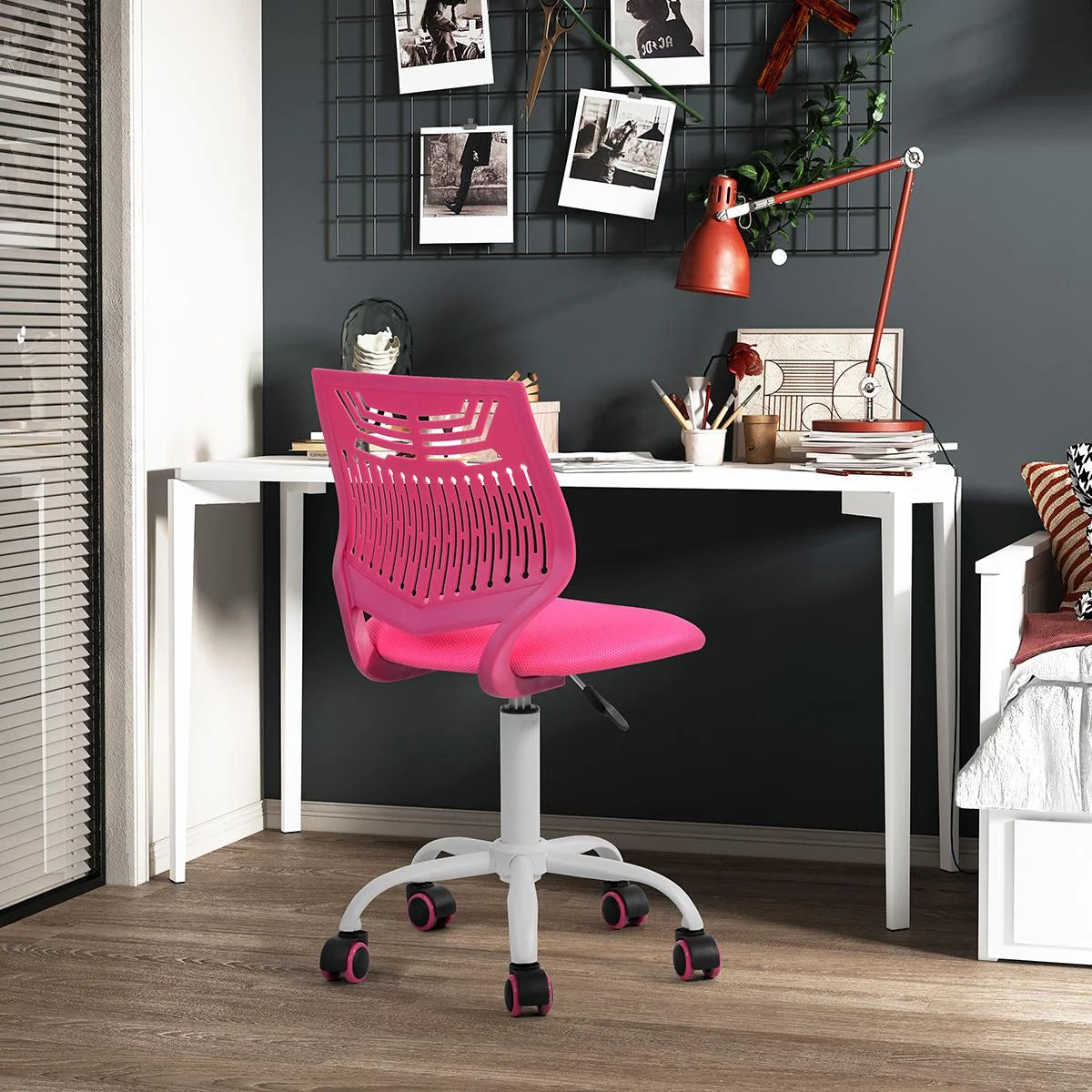 Pink Plastic Task Chair I5399